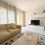 Port Baywatch Apartment *